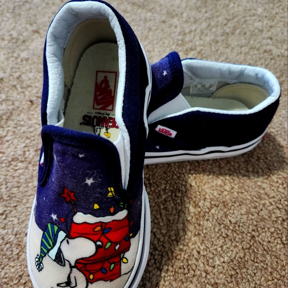 Limited addition Van's Peanuts Charlie Brown Christmas - Picture 4 of 5